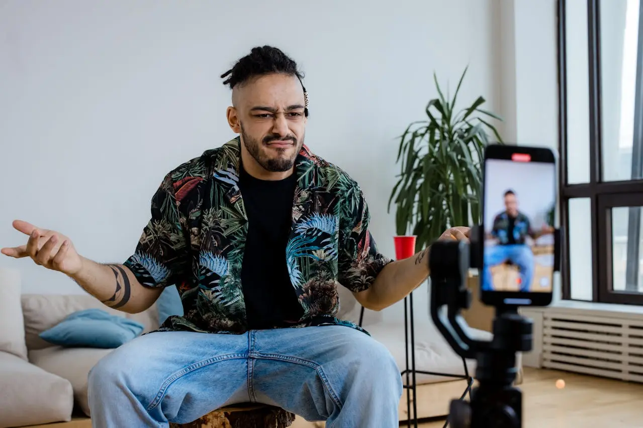 How to Use Your Instagram Story to Share Several Photos and Videos